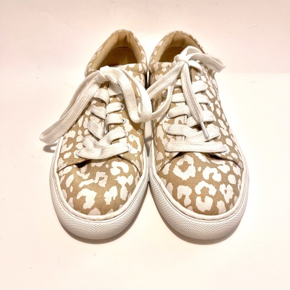J Crew Factory Road Trip Tan & White Animal Print Canvas Lace Up Sneakers size 6 - Picture 3 of 8